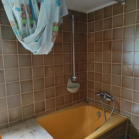 Kwatera prywatna Gemutliches Im Keller Rottweil
